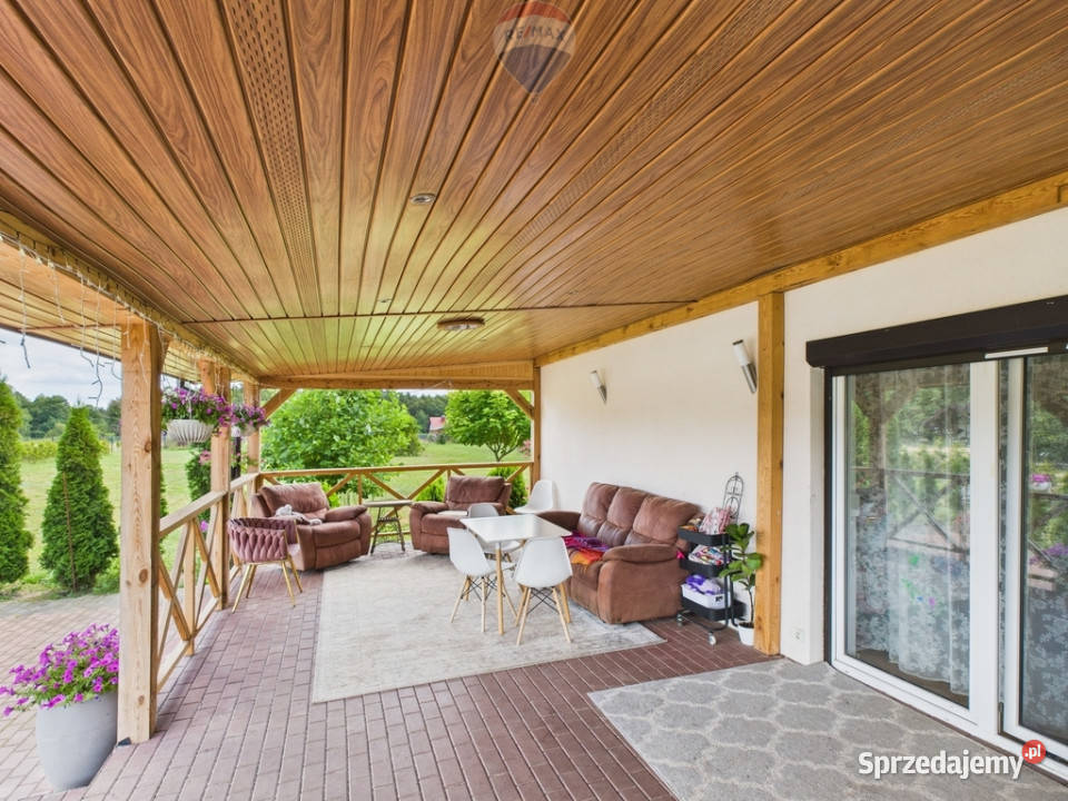 Komfortowy dom z dużą działką i tarasami Grabie