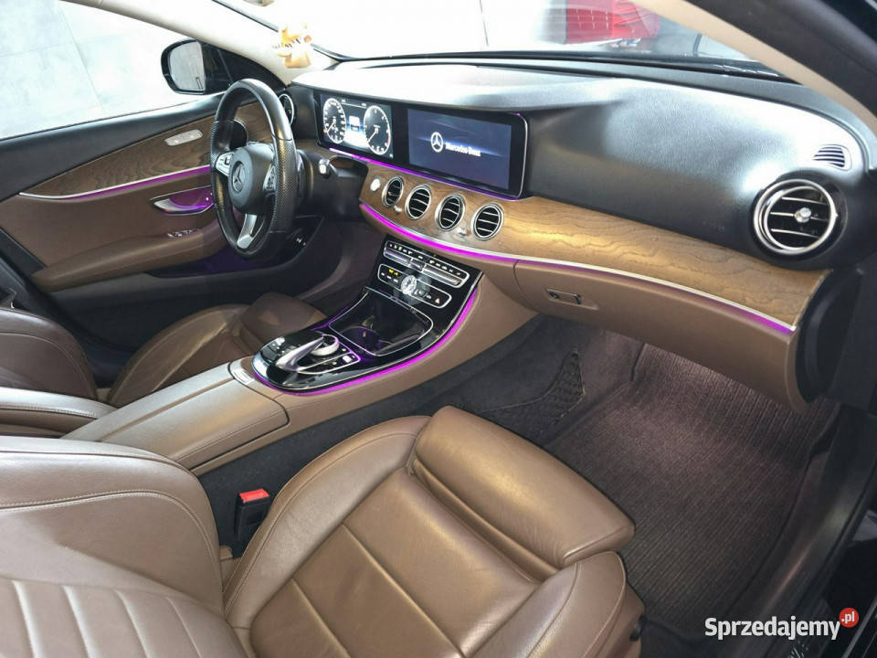 Mercedes E 220 Avantgarde bezwypadkowy pełny możliwa zamiana Mercedes-Benz Ustroń