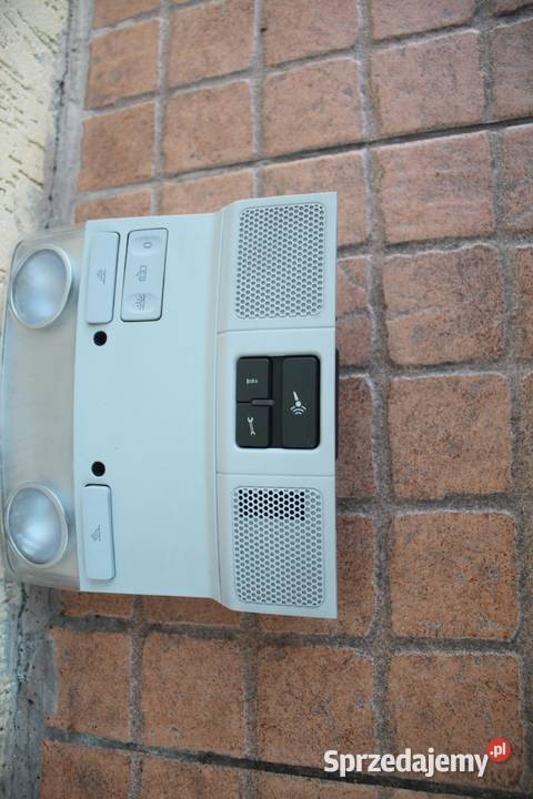 LAMPKA PODSUFITKI VW PASSAT B6 1K0947105 Oświetlenie kabiny wielkopolskie sprzedam