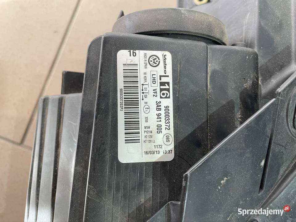 Lampy przednie Volkswagen Passat B7 Lampy przednie Paszowice
