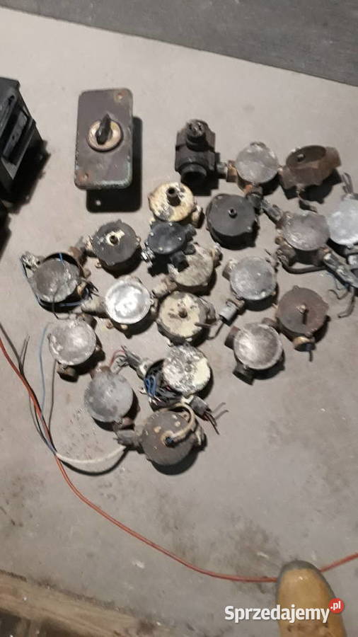 Puszki elektryczne PRL Lublin sprzedam