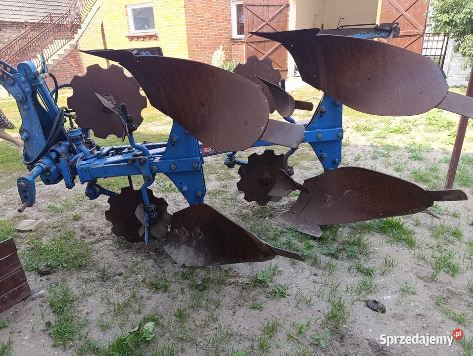 Sprzedam pług 2 skibowy obrotowy Ransomes Pługi Sieradz