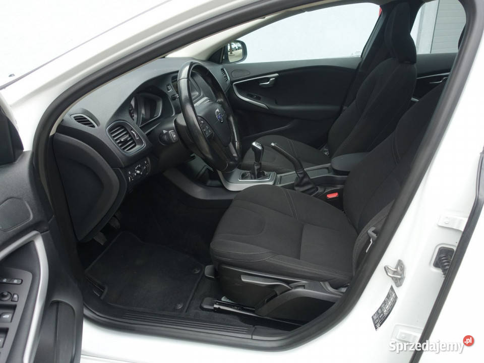 Volvo V40 16i Panorama Klimatronik Alu Światła