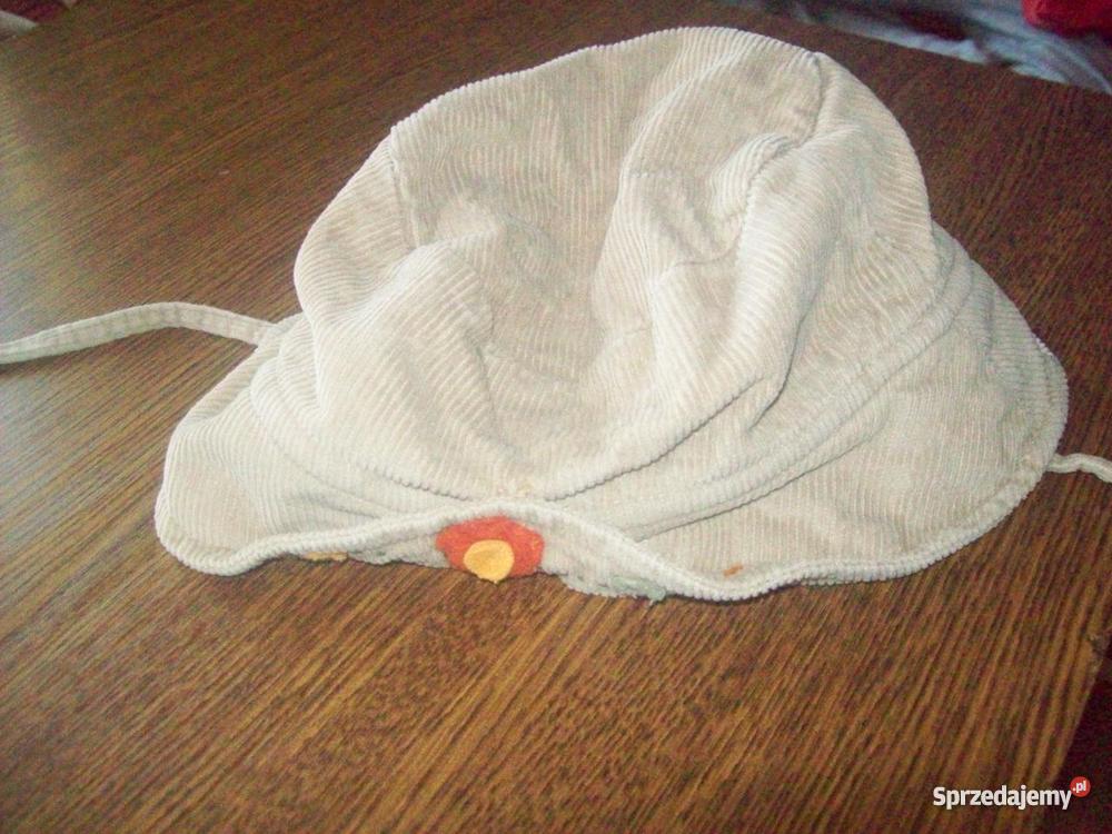 czapeczka jesiennowiosenna