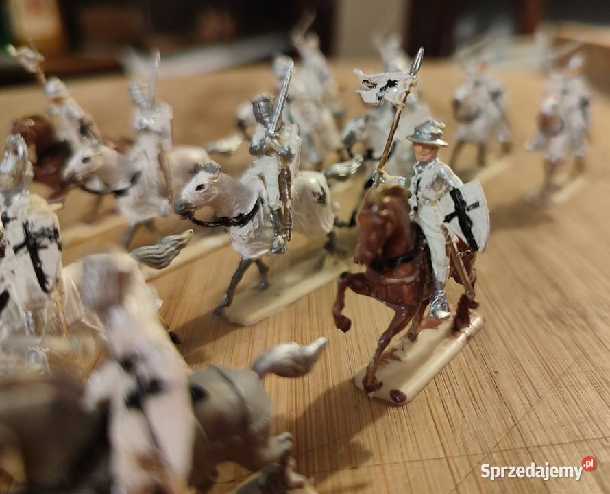 Żołnierzyki miniatury Krzyżaków Warszawa