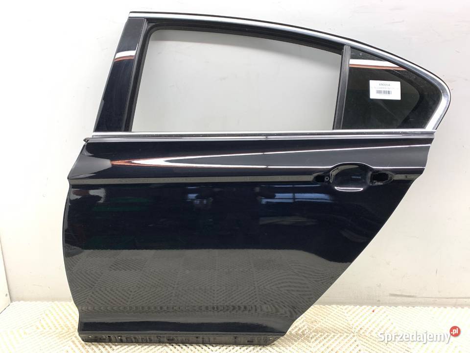 DRZWI LEWY TYŁ 2T2T VW PASSAT B8 SedanLimuzyna sprzedam
