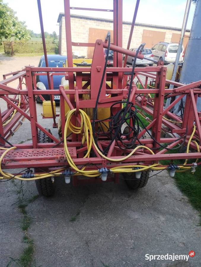Opryskiwacz 1000l rozkładany hydraulicznie Zaczepiane małopolskie Słomniki
