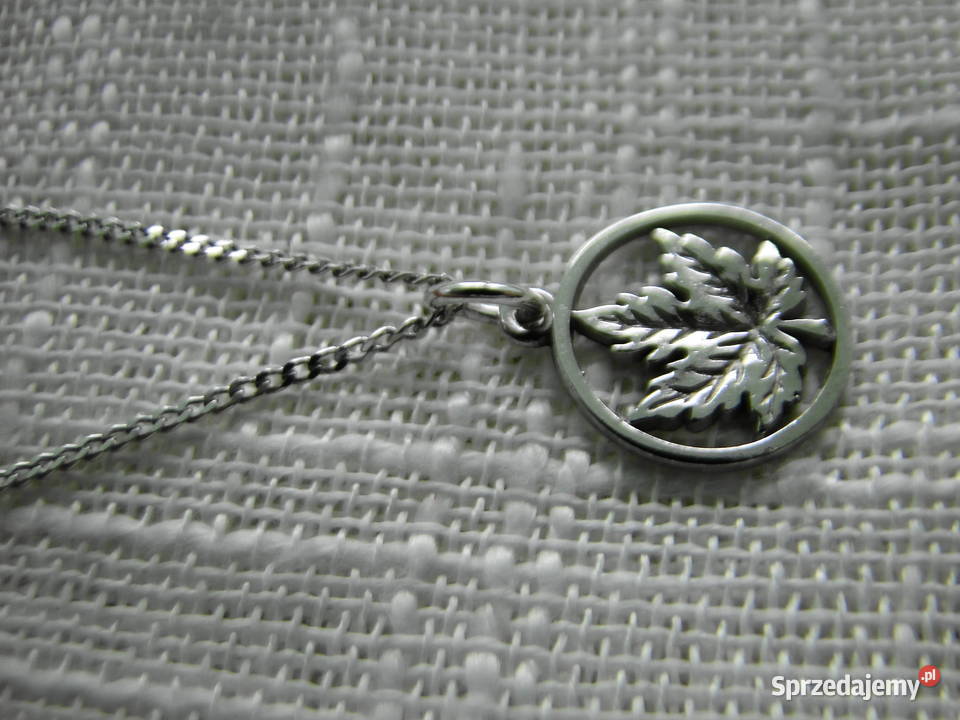 Ładniutki naszyjnik srebro 925 srebro
