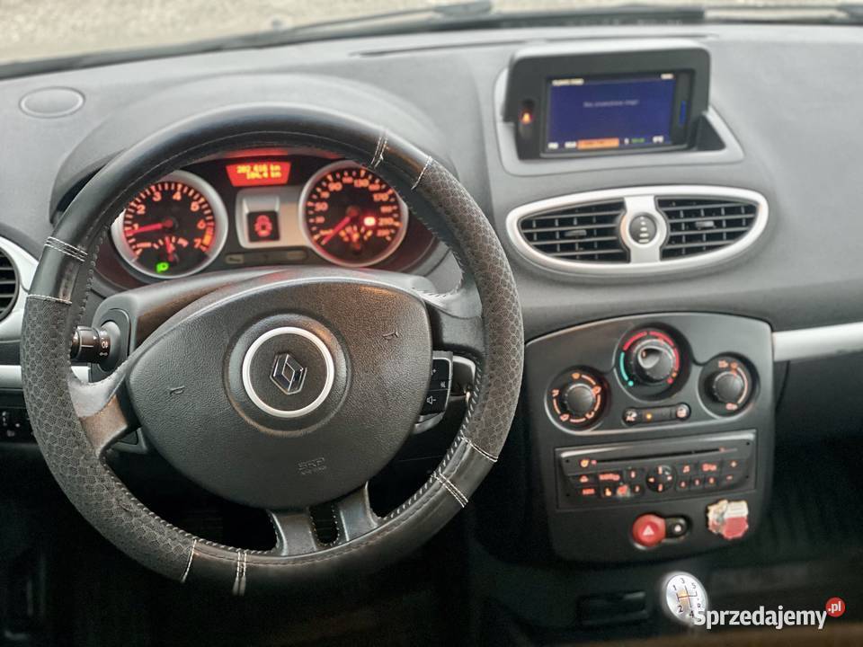 Renault Clio 12 LPG Bez wkładu światła przeciwmgielne śląskie