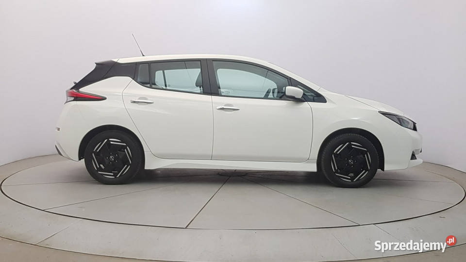 Nissan Leaf 40kWh Acenta Z polskiego salonu wielofunkcyjna kierownica