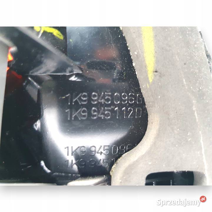 LAMPA PRAWA VW Golf VI kombi prawy tył tylna