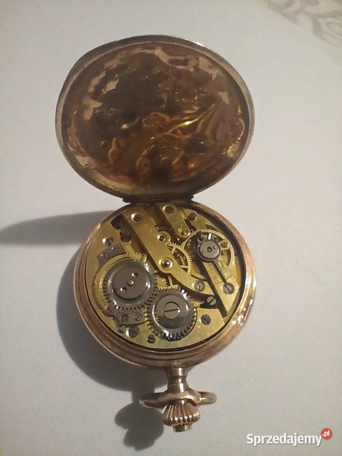 Złoty zegarek kieszonkowy