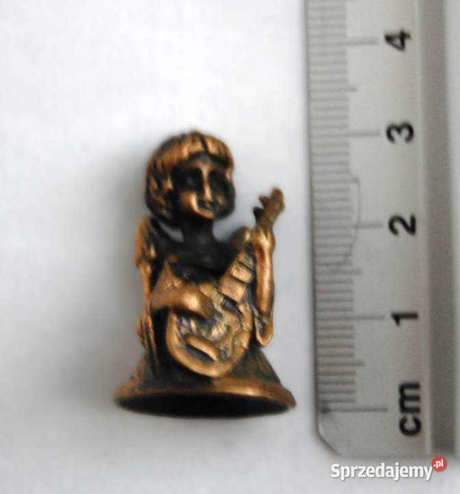 Mosiężny anioł aniołek grający na mandolinie Lublin