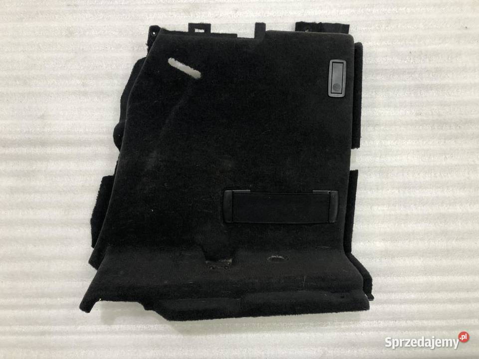 BOCZEK TAPICERKA BAGAŻNIKA PRAWA BMW F31 7273738 Tapicerki samochodowe