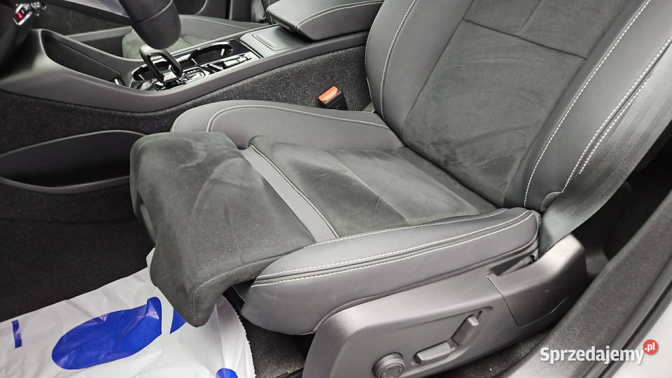 Volvo XC 40 B3 Ultimate Dark aut Z Polskiego gniazdo USB Warszawa sprzedam