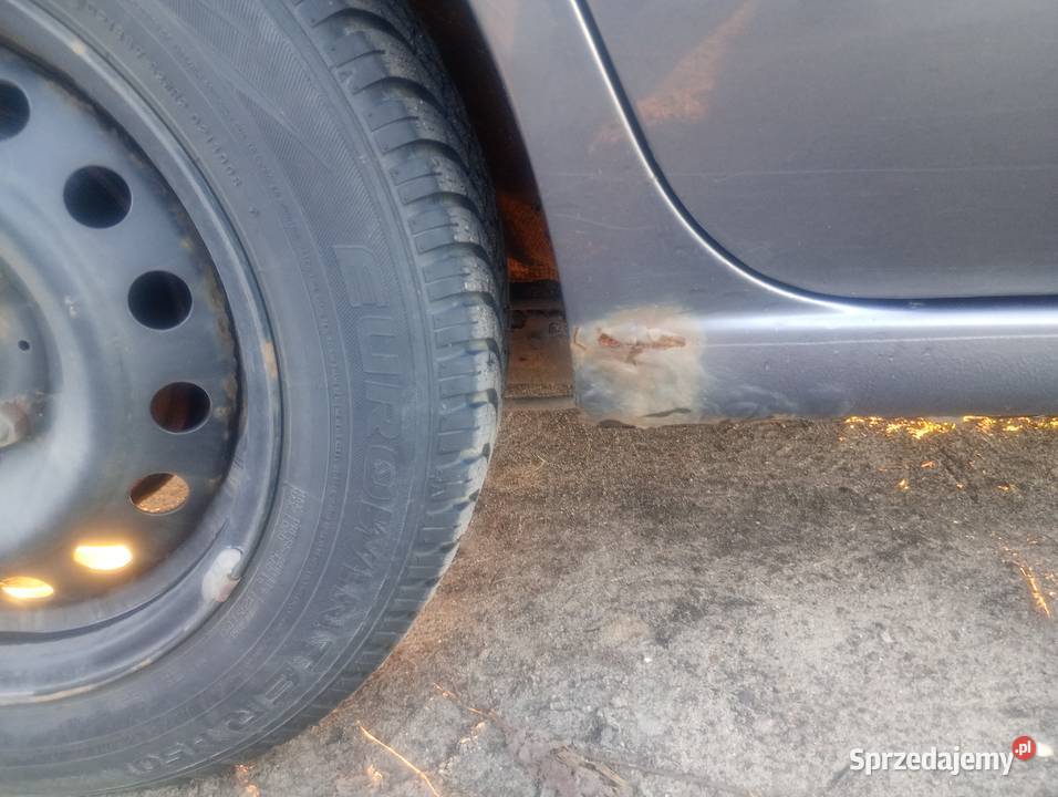 Nissan Almera 15 benzyna 2002 230850km pomorskie Starogard Gdański sprzedam