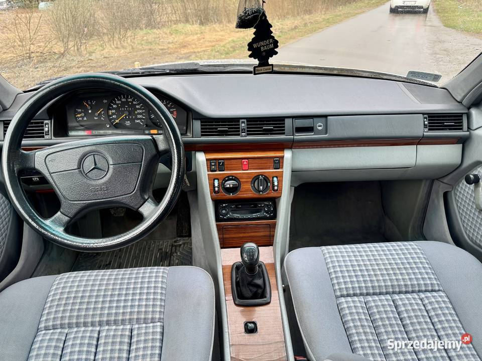MERCEDESBENZ W124 22 BENZYNA Sanok sprzedam