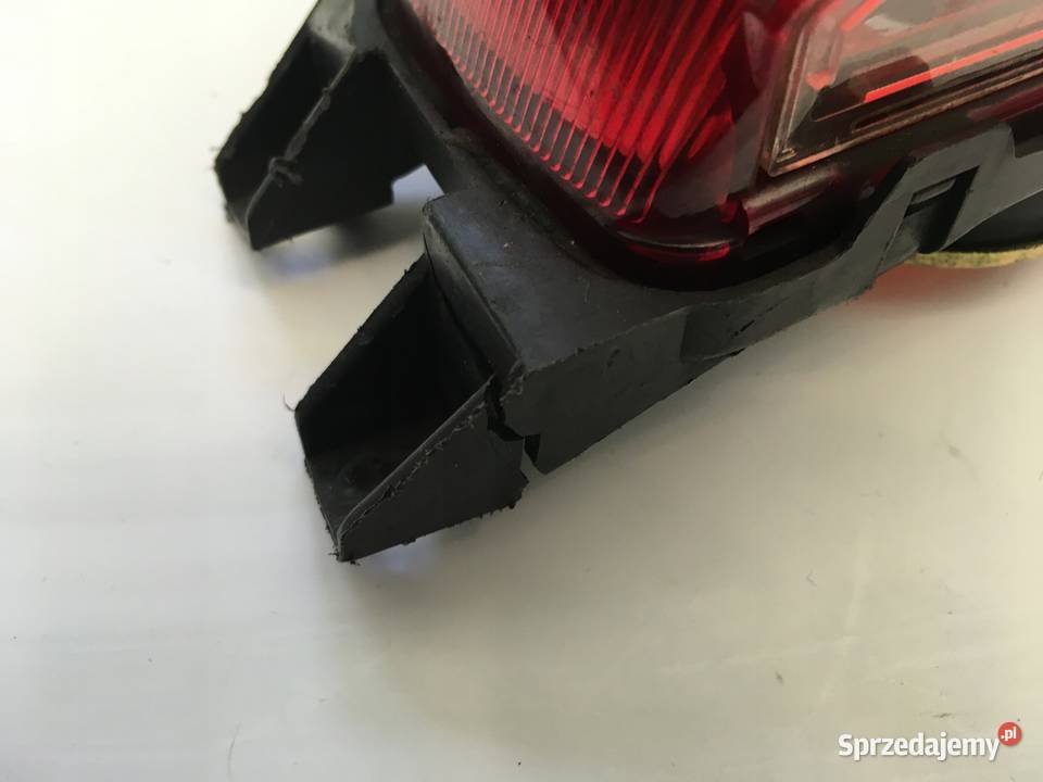 SUZUKI GSXR 1100 GSXR1100W 9598 Lampa tył tylna wielkopolskie Łobżenica