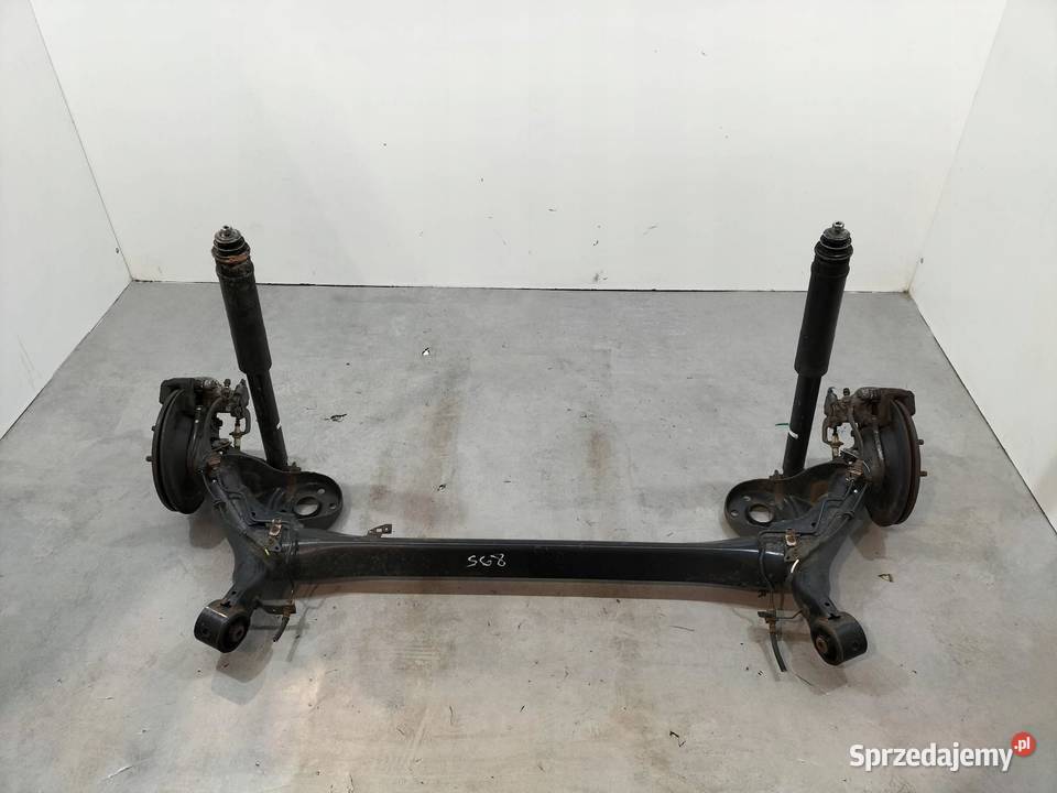 BELKA ZAWIESZENIA TYŁ E16 E17 E18 Toyota Corolla