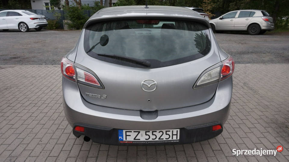 Mazda 3 zarejestrowany ubezpieczony Gwarancja II manualna Zielona Góra sprzedam