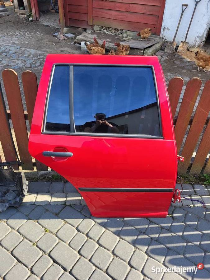 Drzwi prawe tylne Golf 4 Bora kombi LY3D Słupsk sprzedam