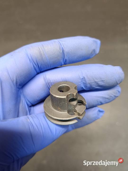 Mocowanie uchwyt linka zawór wydechowy silniczek małopolskie Gołaczewy sprzedam