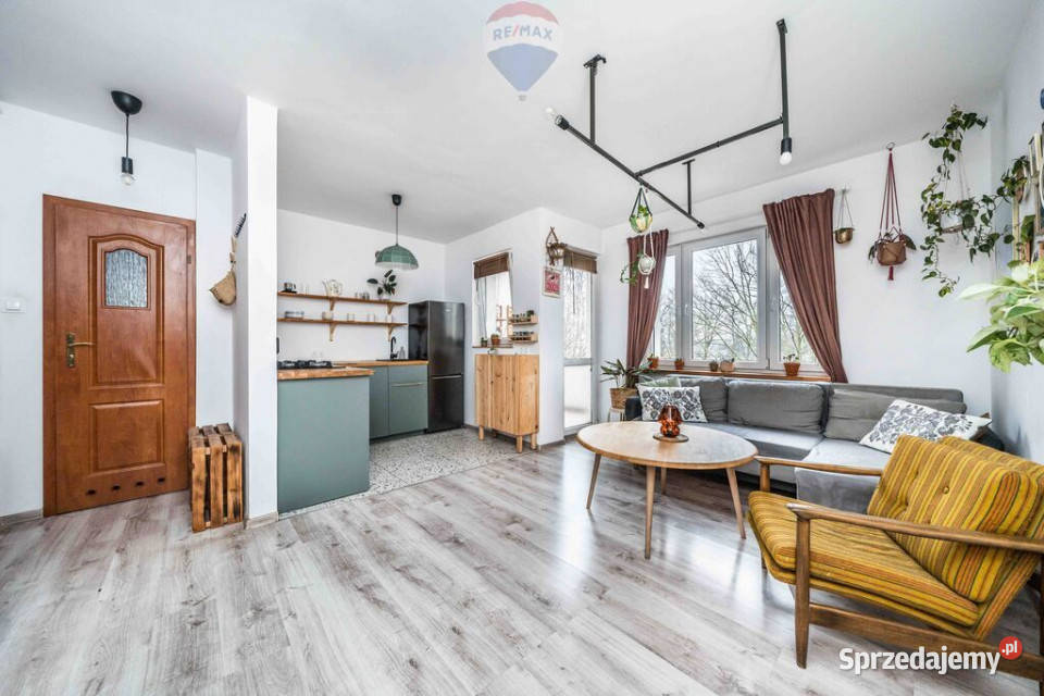 dogodnie położone mieszkanie 3pokojowe Rok budowy 1963 Sprzedaż wielkopolskie Poznań