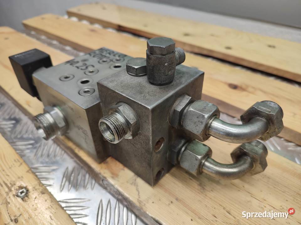 Blok hydrauliczny Merlo 4025 Roto 055447 wielkopolskie Wilkowo