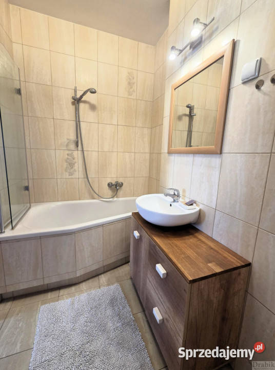 Wynajem mieszkania Kraków osiedle Piastów 45m2 małopolskie