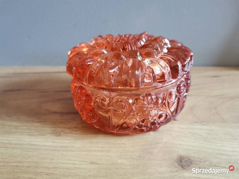 Stara bomboniera puzderko Chryzantema Porcelana i szkło