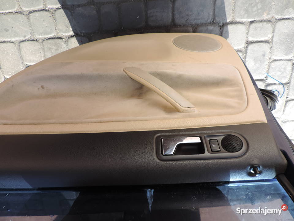 VW PASSAT B5 KOMBI FL DRZWI PRAWY TYŁ LA5E Motoryzacja Nowy Sącz