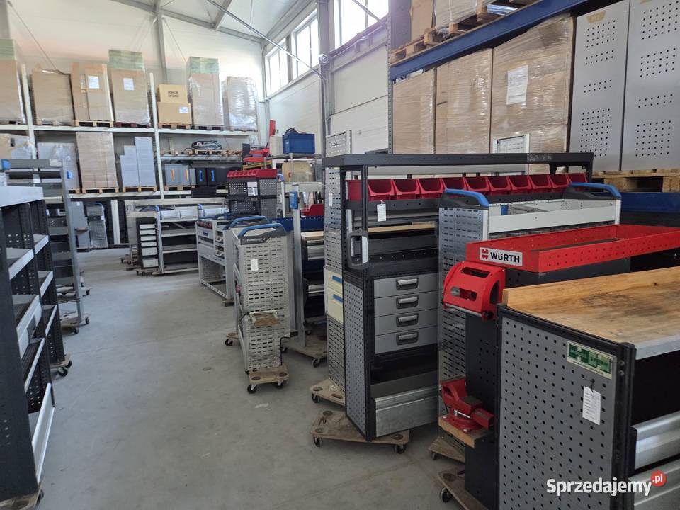 Zabudowy serwisowe warsztatowe regały do busa Nowiny