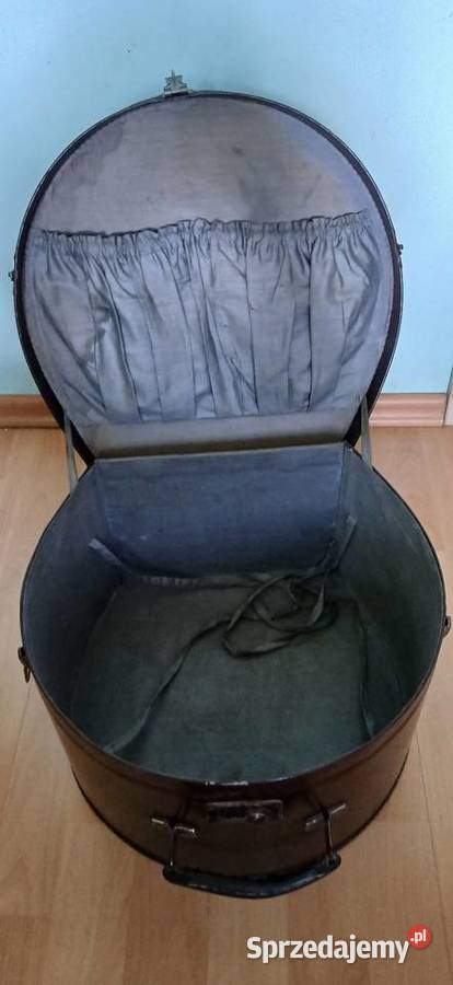 Stary kufer na kapelusze Kraków