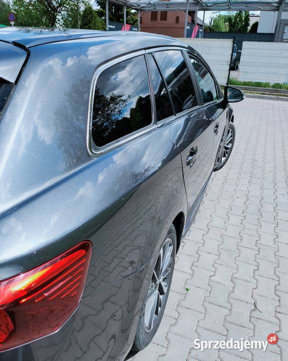 Toyota Evensis 20 2016r