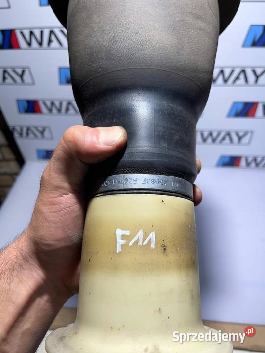 BMW F11 PODUSZKA MIECH NIVO LEWY TYŁ ORYGINAŁ Łożyska i poduszki amortyzatorów