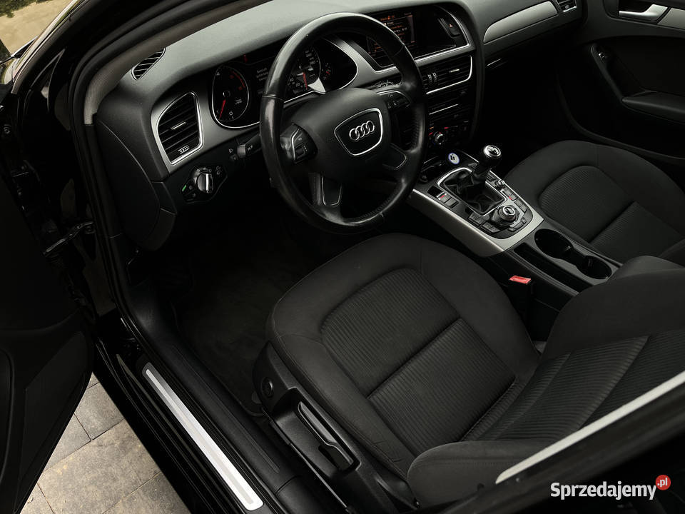 Audi A4 B8 2012r Lift Manual 20TDI Avant Czarna Toruń