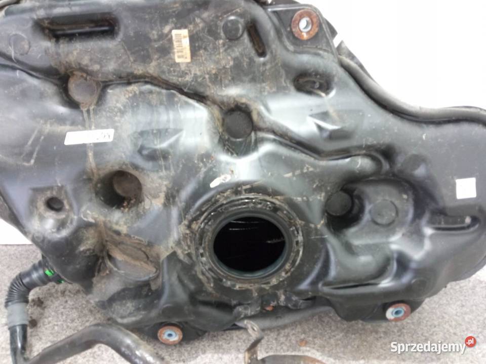 ZBIORNIK PALIWA BAK 18 PLUGIN XW50 Toyota Prius