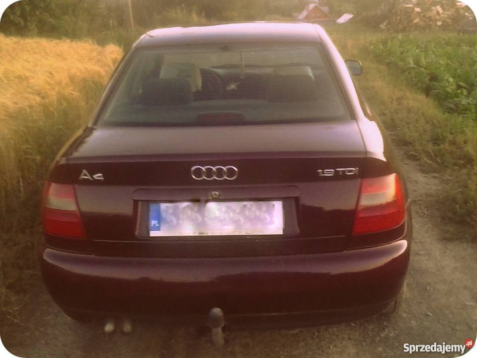 Spredam samochód Audi A4