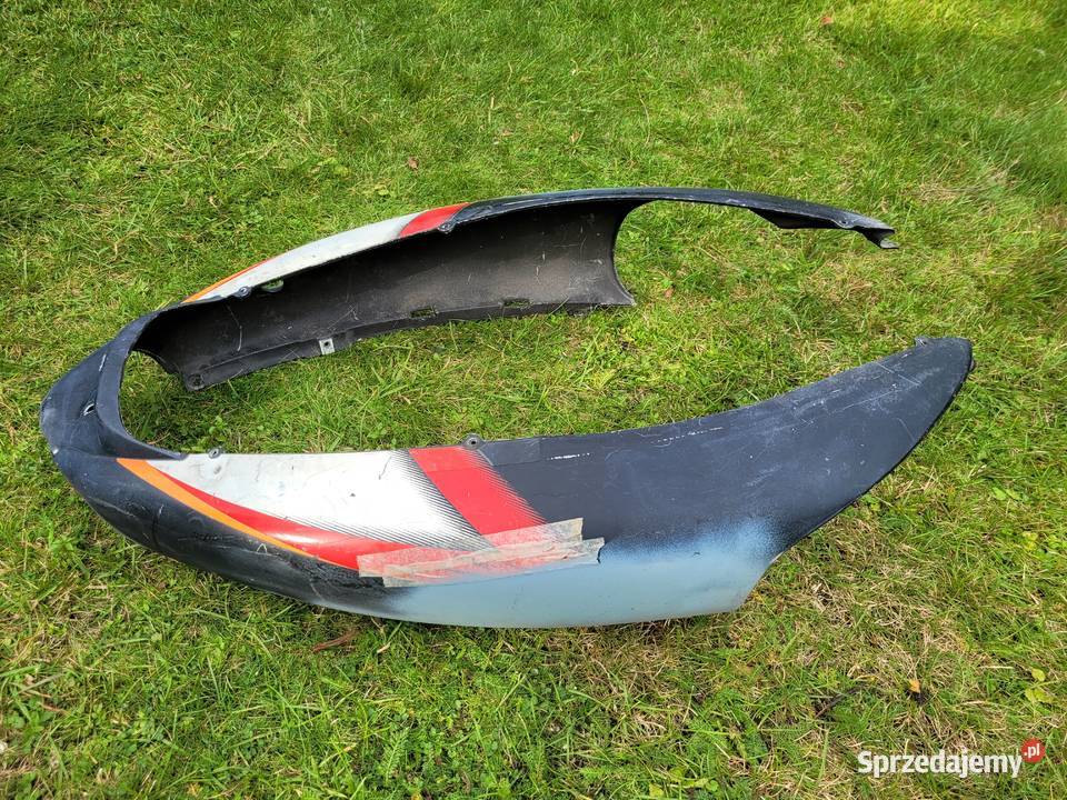 APRILIA SR bok boczek zadupek oslona tyl owiewka Piła