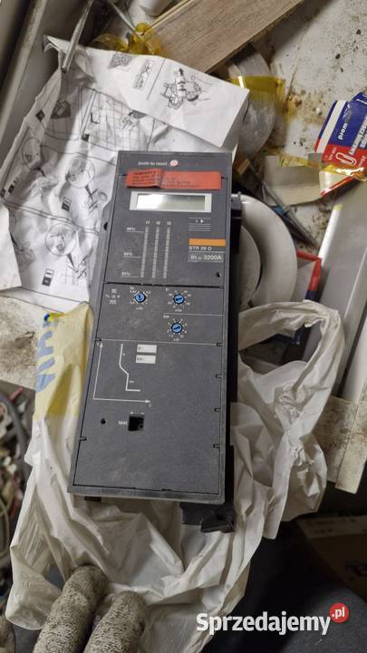 MERLIN GERIN masterpact M32 H1 75kA stan Mosina