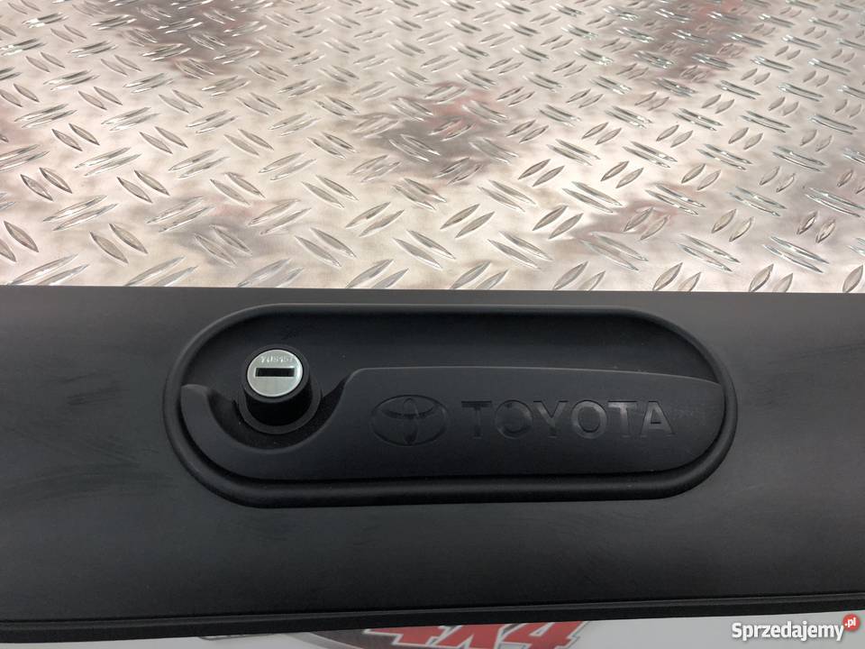 Pokrywa paki zabudowa Hardtop Toyota Hilux 2018 osobowe Pasłęk