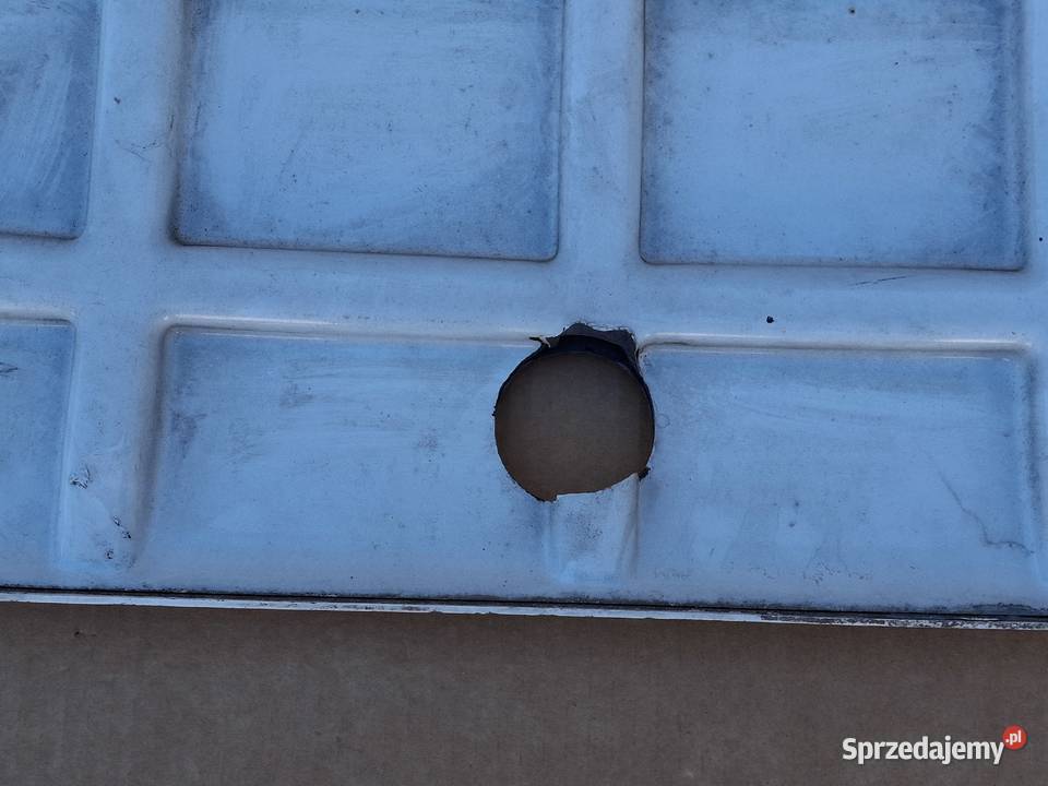 IVECO STRALIS SPOILER OWIEWKA DACHOWA LOTKA Bieleń