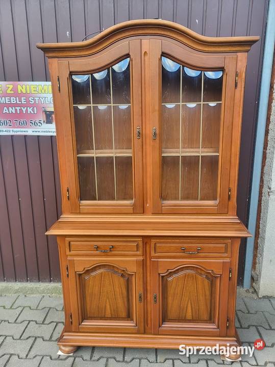 ładna witryna biblioteka orzechowa z szufladami Meble Sypniewo