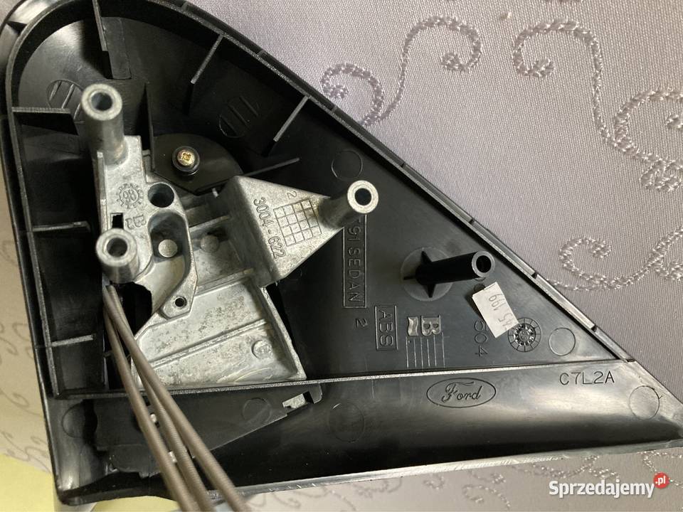 Lusterko Zewnętrzne Manualne Prawe Ford Fiesta Pozostałe