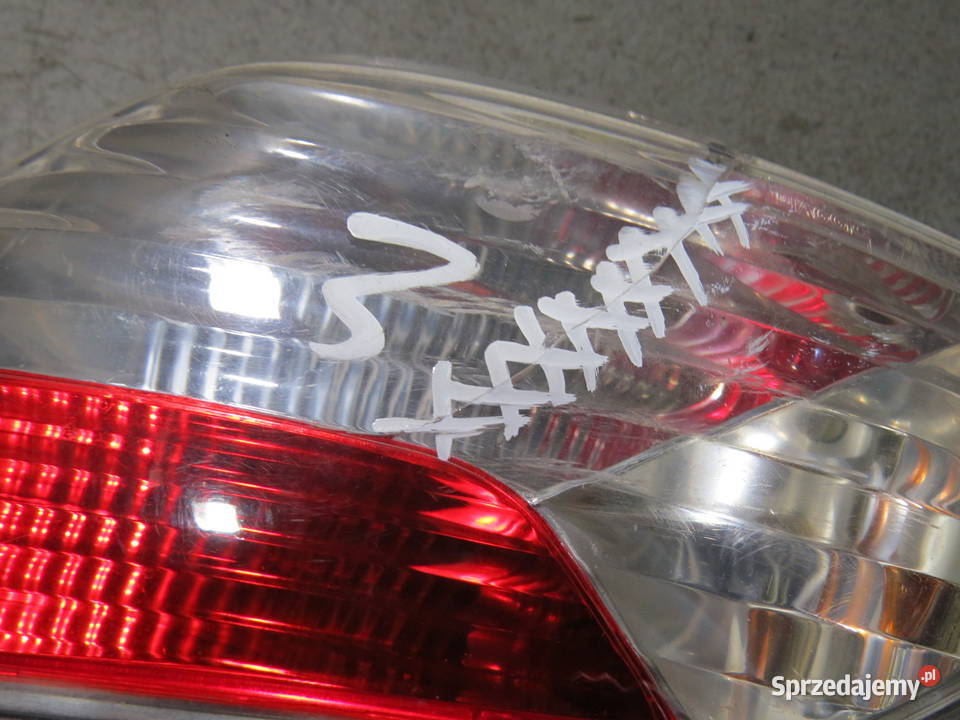 PIAGGIO MP3 250 125 200 300 LAMPY TYŁ LAMPA Szczecin