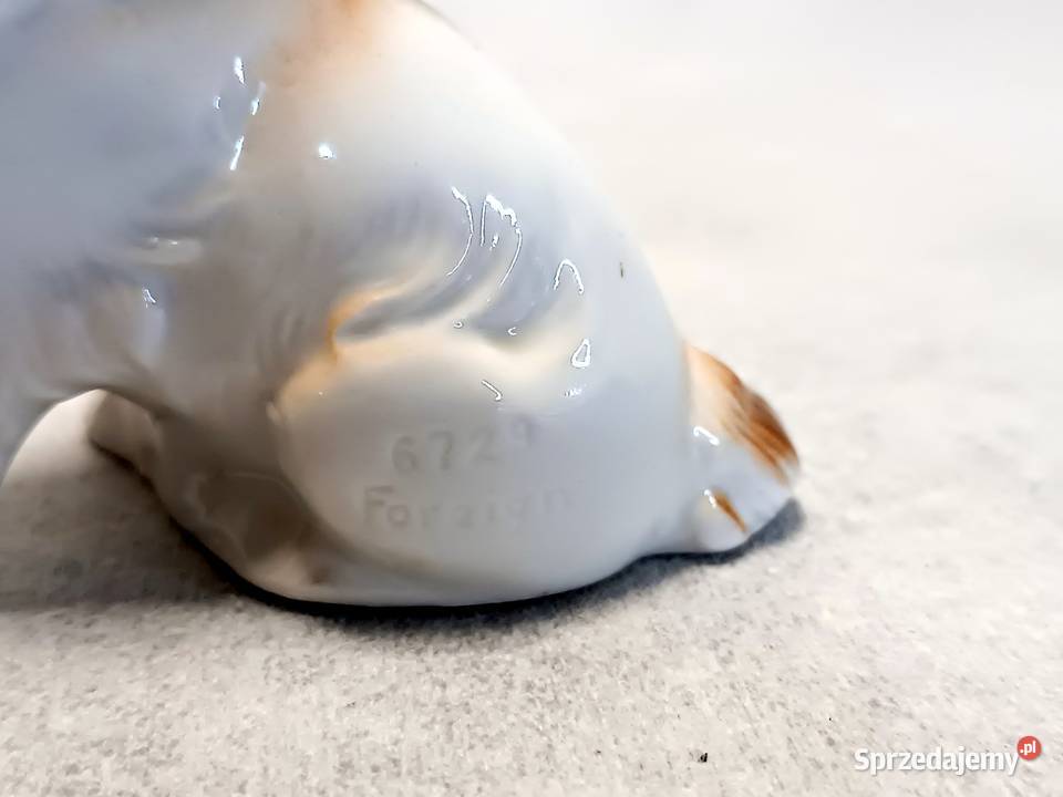 FOREIGN PORCELANOWA FIGURKA PEKIŃCZYK Piesek Jawor sprzedam