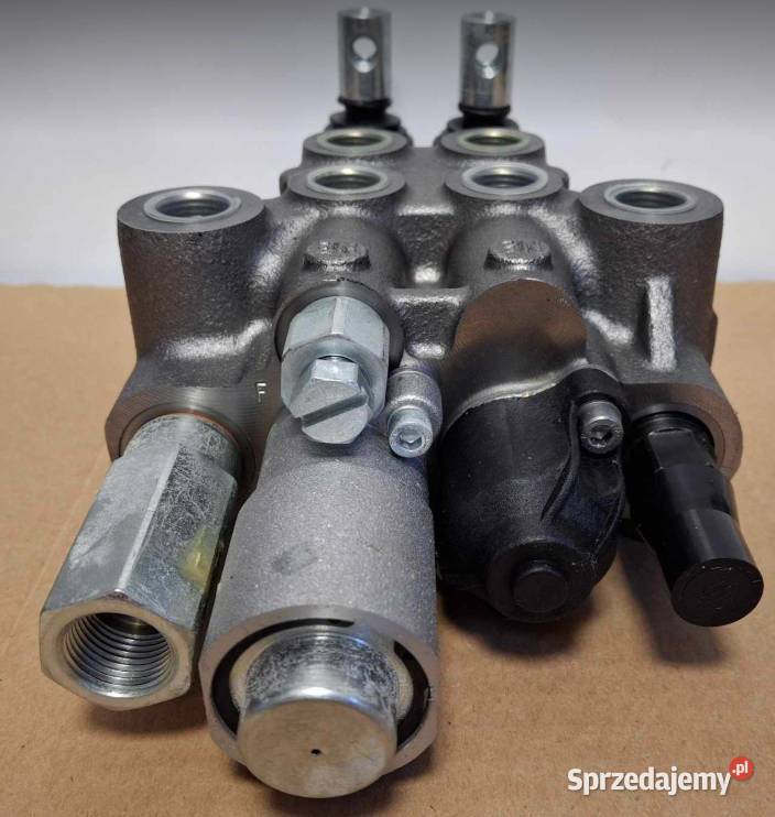 Rozdzielacz hydrauliczny Case JX Holland TD Krzywonoś