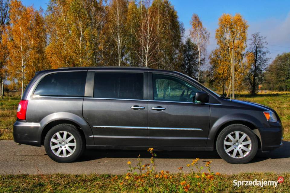 Chrysler Town Country DVD grzana kierownicą i Wyszków sprzedam