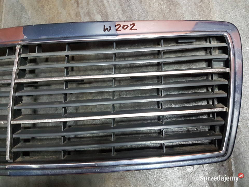 MERCEDES C KLASA W202 ATRAPA GRILL 2028880323 Turek
