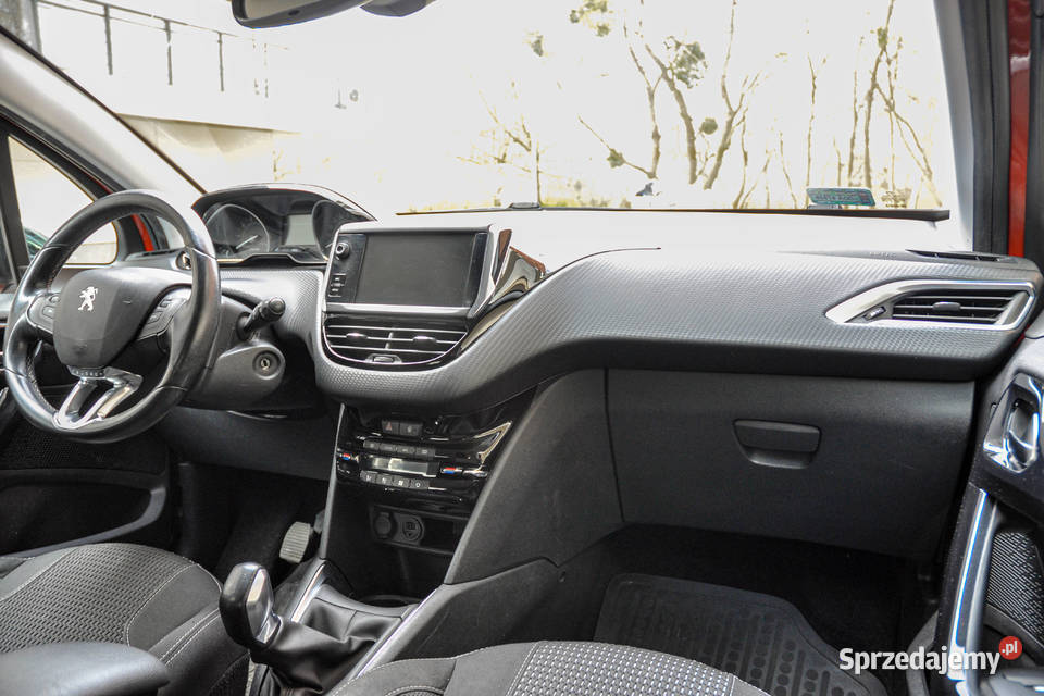 Peugeot 208 Salon Bezwypadkowy 2015 r 126 Rok produkcji 2015 dolnośląskie Wrocław sprzedam